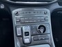 Hyundai Santa Fe 1.6 T-GDI HEV Comfort Smart Sky | Panoramadak| Trekhaak | Apple Carplay/Android Auto | Adaptief Cruise Control | Achteruitrijcamera | Elektrische stoelen | Stoelverwarming |