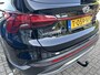 Hyundai Santa Fe 1.6 T-GDI HEV Comfort Smart Sky | Panoramadak| Trekhaak | Apple Carplay/Android Auto | Adaptief Cruise Control | Achteruitrijcamera | Elektrische stoelen | Stoelverwarming |