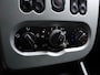 Dacia Sandero 1.2 Blackline (AIRCO,BLUETOOTH,CRUISE,SPORTSTOELEN,NIEUWE APK,LM VELGEN,GETINT,NETTESTAAT)