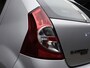 Dacia Sandero 1.2 Blackline (AIRCO,BLUETOOTH,CRUISE,SPORTSTOELEN,NIEUWE APK,LM VELGEN,GETINT,NETTESTAAT)