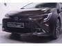 Toyota Corolla 2.0 team deutschland navigatie camera stoel/stuur-verwarming half-lederen bekleding apple-carplay private-glas lane-assist groot-licht assist stuurbediening