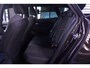 Toyota Corolla 2.0 team deutschland navigatie camera stoel/stuur-verwarming half-lederen bekleding apple-carplay private-glas lane-assist groot-licht assist stuurbediening