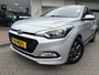 Hyundai i20 1.0 T-GDI Black Edition | Sensoren achter | Cruise control | Nav