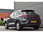 Volkswagen T-Roc 1.0 TSI Style Carplay | Adapt. Cruise | Trekhaak | Navi | Airco | DAB | PDC V+A | LMV