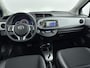 Toyota Yaris 1.5 Full Hybrid Dynamic | Panoramadak | Navigatie | Keyless | Cruise Control | Clima | Parkeersensoren achter | Camera | 16 inch | Bluetooth | Dakspoiler