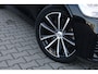 Volvo V60 2.0 T6 Plug-in hybrid AWD R-Design | Trekhaak | Memory | Leder |