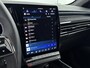 Renault Austral 1.2 E-Tech full hybrid 200 esprit Alpine | Airco Automatisch | Adaptive Cruise Control | Around View Camera | Blind Spot Warning | Elektrische Achterklep | Elektrisch Verstelbare Stoelen met Massagefunctie | Stoel- Stuur- en Voorruitverwarming |