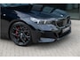 BMW 5-Serie Touring 550e xDrive M-Sport Pro ACC M Stoel Bowers&Wilkens Pano Acc Headup Stoelvent. Shadow Trekhaak