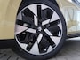 Leapmotor B05 ProMax Design 67.1 kWh | Panoramadak | Elektrisch verstelbare stoelen | Stuurwiel verwarming | Apple carplay/Android auto | Sfeerverlichting | Regensensor | Privacyglas | 19 inch lichtmetalen velgen