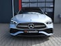 Mercedes-Benz C-klasse Estate 300 e AMG Line 313PK | Pano | Luchtvering | Air-Balance | MBUX | Burmester | Night Pakket | Ambient+ | Laser Led | Massage | Stoelventilatie & Verwarming | Stuurwielverwarming | Head-Up | Trekhaak | Cruise | Camera | Keyless