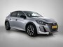 Peugeot 208 GT Hybrid 145pk Automaat | Navigatie | Camera v+a | Climate Control | Adaptieve Cruise Control | Parkeersensoren v+a | Armsteun | Keyless | Full Led koplampen | Dodehoeksensor| Leder/stof sportstoelen | Bluetooth | Draadloze Apple CarPlay / Android Auto + telefoonlader | DAB+ radio | Donker getint glas | 17" lichtmetalen velgen |
