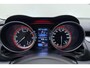 Suzuki Swift 1.2 Style Smart Hybrid 83pk | Navigatie | Climate Control | Cruise Control | Stoelverwarming | Camera | Lichtmetalen Velgen | Apple Carplay - Android Auto