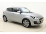 Suzuki Swift 1.2 Style Smart Hybrid 83pk | Navigatie | Climate Control | Cruise Control | Stoelverwarming | Camera | Lichtmetalen Velgen | Apple Carplay - Android Auto