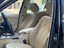 BMW 3-Serie Touring 328i High Executive (PANO, FACTUUR ONDERHOUD, ELEKT STOELEN, CAMERA, SENSOREN, STOELV V+A, HEAD-UP, VOL!!!)