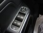 Mercedes-Benz GLA 200 Business Solution Luxury | Trekhaak | Stoelverwarming | Getint glas | Achteruitrijcamera |