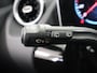 Mercedes-Benz GLA 200 Business Solution Luxury | Trekhaak | Stoelverwarming | Getint glas | Achteruitrijcamera |