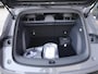 Leapmotor B05 ProMax Design 67.1 kWh | Panoramadak | Elektrisch verstelbare stoelen | Stuurwiel verwarming | Apple carplay/Android auto | Sfeerverlichting | Regensensor | Privacyglas | 19 inch lichtmetalen velgen