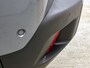 Peugeot e-2008 SUV EV GT Avantage 54 kWh 156pk | 403km WLTP Actieradius | Navigatie | Camera v+a | Full Led koplampen | Parkeersensoren v+a | Keyless | Cruise Control | Dodehoeksensor | Sportstoelen leder/stof | Sfeerverlichting | DAB+ radio | Draadloze Apple Carplay / Android Auto | Donker getint glas | 17" lichtmetalen velgen |