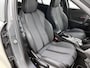 Peugeot e-2008 SUV EV GT Avantage 54 kWh 156pk | 403km WLTP Actieradius | Navigatie | Camera v+a | Full Led koplampen | Parkeersensoren v+a | Keyless | Cruise Control | Dodehoeksensor | Sportstoelen leder/stof | Sfeerverlichting | DAB+ radio | Draadloze Apple Carplay / Android Auto | Donker getint glas | 17" lichtmetalen velgen |
