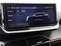 Peugeot e-2008 SUV EV GT Avantage 54 kWh 156pk | 403km WLTP Actieradius | Navigatie | Camera v+a | Full Led koplampen | Parkeersensoren v+a | Keyless | Cruise Control | Dodehoeksensor | Sportstoelen leder/stof | Sfeerverlichting | DAB+ radio | Draadloze Apple Carplay / Android Auto | Donker getint glas | 17" lichtmetalen velgen |