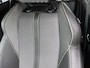 Peugeot e-2008 SUV EV GT Avantage 54 kWh 156pk | 403km WLTP Actieradius | Navigatie | Camera v+a | Full Led koplampen | Parkeersensoren v+a | Keyless | Cruise Control | Dodehoeksensor | Sportstoelen leder/stof | Sfeerverlichting | DAB+ radio | Draadloze Apple Carplay / Android Auto | Donker getint glas | 17" lichtmetalen velgen |