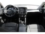 Volvo XC40 T5 262PK Automaat Recharge Business Pro Blis / Panoramisch schuif-kaneldak / Adaptieve Cruise Control / Parkeersensoren voor en achter met parkeercamera /Cross traffic alert