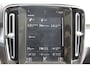 Volvo XC40 T5 262PK Automaat Recharge Business Pro Blis / Panoramisch schuif-kaneldak / Adaptieve Cruise Control / Parkeersensoren voor en achter met parkeercamera /Cross traffic alert