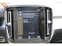 Volvo XC40 T5 262PK Automaat Recharge Business Pro Blis / Panoramisch schuif-kaneldak / Adaptieve Cruise Control / Parkeersensoren voor en achter met parkeercamera /Cross traffic alert