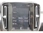 Volvo XC40 T5 262PK Automaat Recharge Business Pro Blis / Panoramisch schuif-kaneldak / Adaptieve Cruise Control / Parkeersensoren voor en achter met parkeercamera /Cross traffic alert