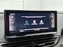 Peugeot 5008 SUV GT 130pk Automaat | 7 Zitplaatsen | Navigatie | Achteruitrijcamera | Handsfree achterklep | Stoelverwarming | Climate Control | Adaptieve Cruise Control | Full Led koplampen | Keyless | Parkeersensoren v+a | Dodehoeksensor | Apple Carplay / Android Auto | DAB+ radio | Donker getint glas | 19" lichtmetalen velgen |