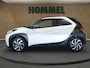 Toyota Aygo X 1.0 VVT-i S-CVT Pulse - ORIGINEEL NEDERLANDSE AUTO - ACHTERUITRIJCAMERA - AUTOMATISCHE AIRCO - APPLE CARPLAY/ANDROID AUTO - ADAPTIEVE CRUISE CONTROL - AUTONOMOUS EMERGENCY BRAKING - RIJSTROOKSENSOR MET CORRECTIE - VERKEERSBORDDETECTIE - LED KOPLAMPEN - GROOTLICHTASSISTENT - LICHTMETALEN VELGEN 17" - REGENSENSOR - EXTRA GETINT GLAS - TWO-TONE LAK (PURE WHITE / NIGHT SKY BLACK)