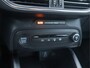 Ford Focus 1.0 EcoBoost Hybrid Titanium Navi / Carplay / Elekramen / Airco / Pdc / 2jaar Apk
