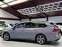 Volkswagen Golf Variant 1.5 eTSI 3x R-Line CarPlay Panorama Camera