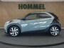 Toyota Aygo X 1.0 VVT-i S-CVT Envy - ORIGINEEL NEDERLANDE AUTO - ACHTERUITRIJCAMERA - AUTOMATISCHE AIRCO - APPLE CARPLAY/ANDROID AUTO - NAVIGATIESYSTEEM FULL MAP - ADAPTIEVE CRUISE CONTROL - RIJSTROOKSENSOR MET CORRECTIE - VERKEERSBORDDETECTIE - LED KOPLAMPEN - GROOTLICHTASSISTENT - DRAADLOZE TELEFOONLADER - PARKEERSENSOREN VOOR EN ACHTER - LICHTMETALEN VELGEN 18" - EXTRA GETINT GLAS - TWO-TONE LAK MET ZWART DAK