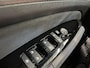Kia Sportage 1.6 T-GDi Plug-in Hybrid AWD GT-PlusLine Panoramadak Navigatie Apple Carplay Android Auto 360 Camera Parkeersensoren Adaptive Cruise Control Stoel- en stuurverwarming Elektrische stoelen en achterklep Climate Control Lichtmetalen velgen