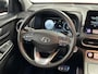 Hyundai Kona Electric EV Premium 64 kWh | SOH 96% | HUD | Leder | Stoelverwarming | Trekhaak | 3-FASE