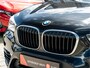 BMW X1 sDrive20i Executive PANO HARMAN KARDON HUD CAMERA MEMORY STOEL ADAP CRUISE
