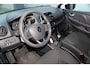 Renault Clio Estate 0.9-90pk TCe Zen. Nette en praktische Renault Clio Estate voor nog jaren comfortabel rijplezier. Airco, cruise control, navigatie, telefoonvoorb., trekhaak, elektr. ramen, centr. vergr. etc.