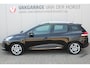 Renault Clio Estate 0.9-90pk TCe Zen. Nette en praktische Renault Clio Estate voor nog jaren comfortabel rijplezier. Airco, cruise control, navigatie, telefoonvoorb., trekhaak, elektr. ramen, centr. vergr. etc.