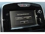 Renault Clio Estate 0.9-90pk TCe Zen. Nette en praktische Renault Clio Estate voor nog jaren comfortabel rijplezier. Airco, cruise control, navigatie, telefoonvoorb., trekhaak, elektr. ramen, centr. vergr. etc.