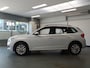 Skoda Kamiq 1.0 TSI Ambition Automaat, Wit metallic!! Airco. Navigatie, Apple Carply, Cruise controle, Elek ramen, Xenon verlichting, Pdc achter, Lm velgen 16'', Nederlandse auto!! Bovag afleverpakket 695,-