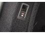 Audi A4 AVANT 40TFSI Sport S line black edition Aut. [ Pano Trekhaak Apple / Android Stoelverwarming Navi ]