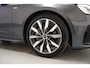 Audi A4 AVANT 40TFSI Sport S line black edition Aut. [ Pano Trekhaak Apple / Android Stoelverwarming Navi ]