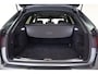 Audi A4 AVANT 40TFSI Sport S line black edition Aut. [ Pano Trekhaak Apple / Android Stoelverwarming Navi ]