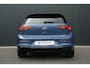 Volkswagen Golf 1.5 eTSI R-Line Edition | Panorama | Harman & Kardon | HUD | Sportonderstel | Dodehoek Detectie |
