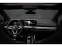 Volkswagen Golf 1.5 eTSI R-Line Edition | Panorama | Harman & Kardon | HUD | Sportonderstel | Dodehoek Detectie |