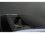 Volkswagen Golf 1.5 eTSI R-Line Edition | Panorama | Harman & Kardon | HUD | Sportonderstel | Dodehoek Detectie |