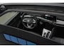Volkswagen Golf 1.5 eTSI R-Line Edition | Panorama | Harman & Kardon | HUD | Sportonderstel | Dodehoek Detectie |