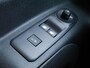 Peugeot Partner 1.5 BlueHDI Premium | Navigatie | Dab radio | Apple carplay/Android auto | Parkeersensoren achter | Houten laadvloer | Airco | 3 Zits