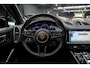 Porsche Cayenne Coupé 3.0 Pano Sport-chrono 360° Luchtvering Leer Navi ACC 22'' LM velgen Memory seats Bose Stuurverwarming Elektr. bedienbare achterklep PDC LM velgen Stuurverwarming Stoelverwarming Zwarte binnenhemel Climate CarPlay